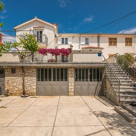Apartment Marina Malinska Εξωτερικό φωτογραφία