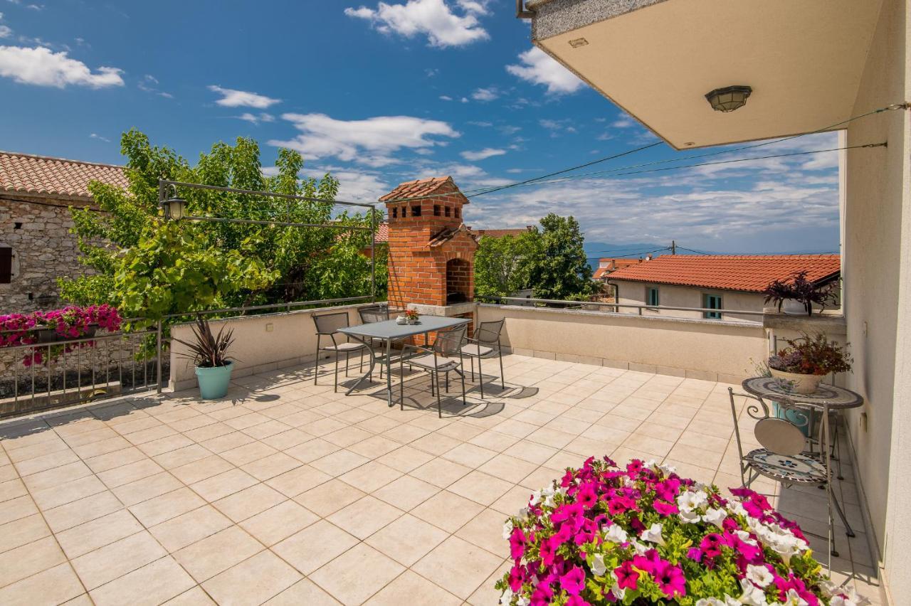 Apartment Marina Malinska Εξωτερικό φωτογραφία