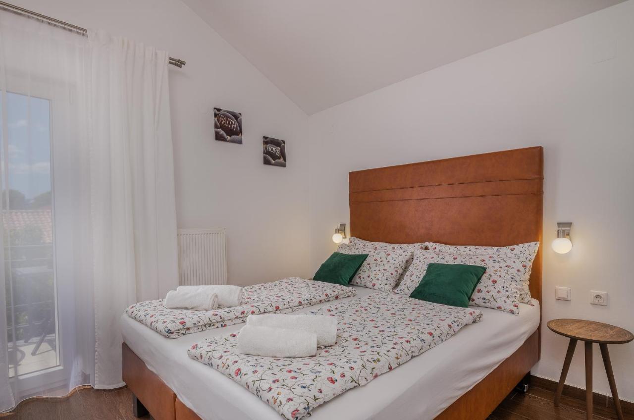 Apartment Marina Malinska Εξωτερικό φωτογραφία