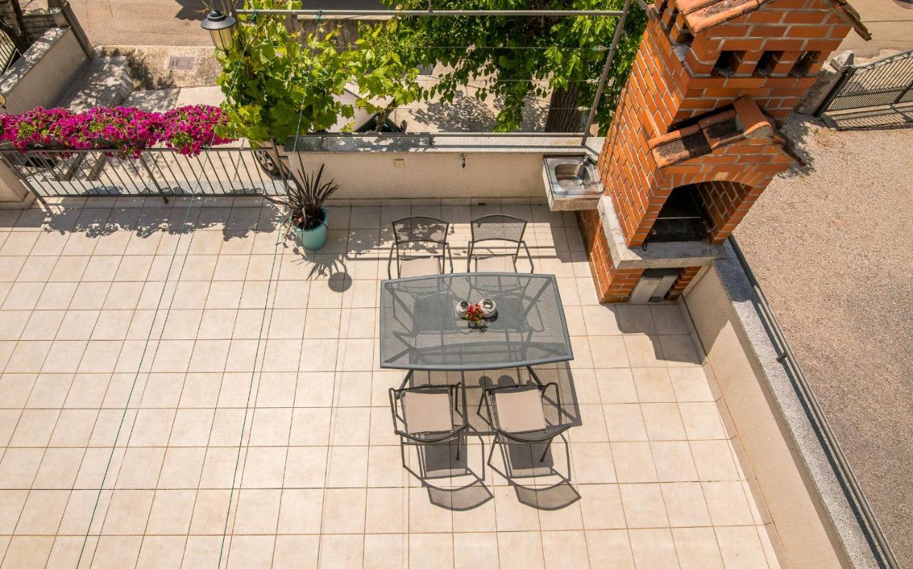 Apartment Marina Malinska Εξωτερικό φωτογραφία