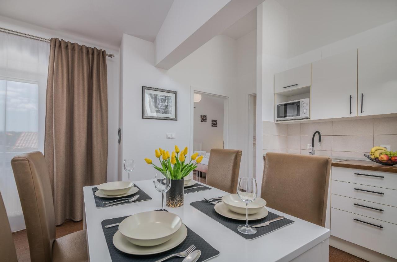 Apartment Marina Malinska Εξωτερικό φωτογραφία